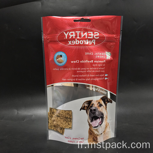 Sac d&#39;emballage avec de la nourriture pour chiens
